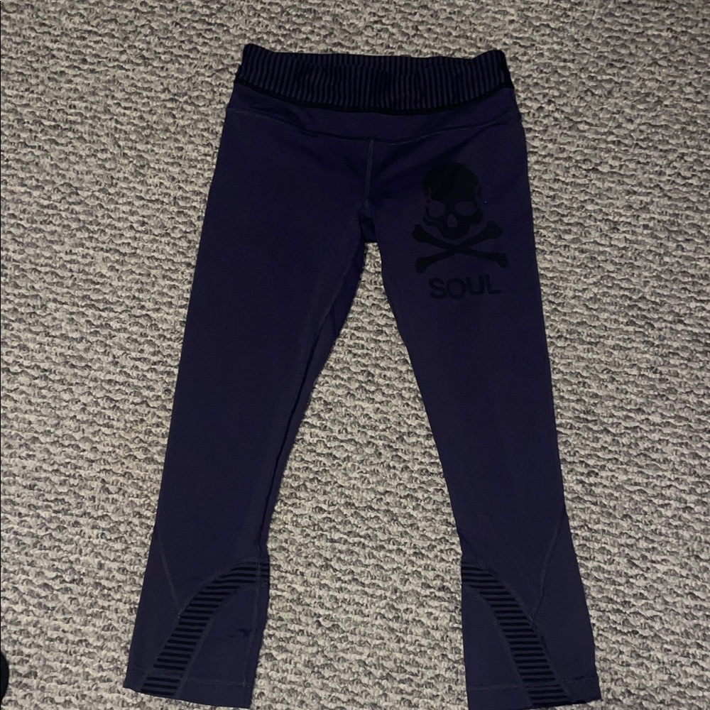 Lululemon Navy Soul Cycle Cropped Leggings